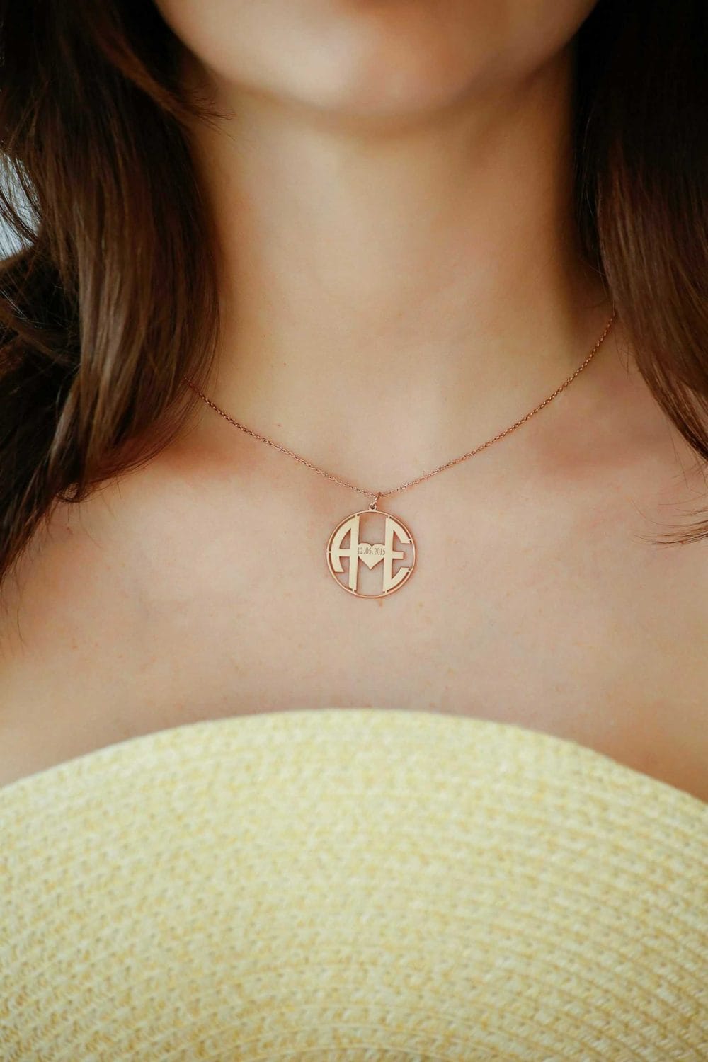 Monogram Harf Kolye