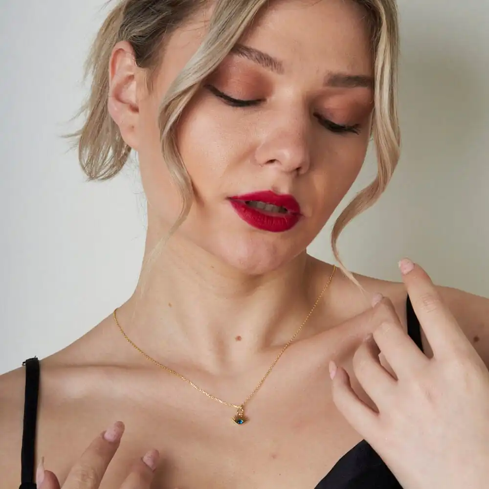 Evia Kolye